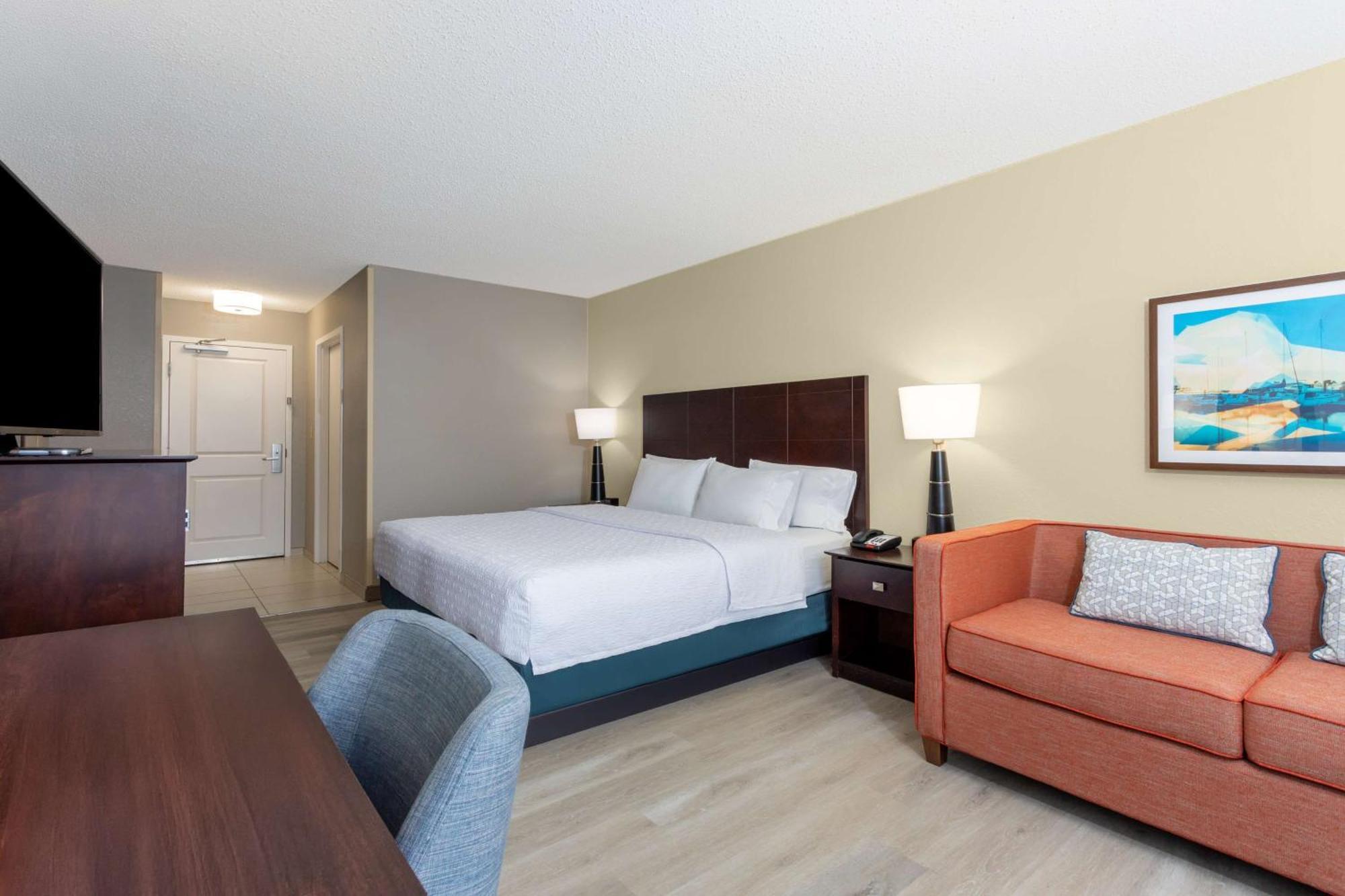 Hampton Inn Orlando-International Airport Exterior photo