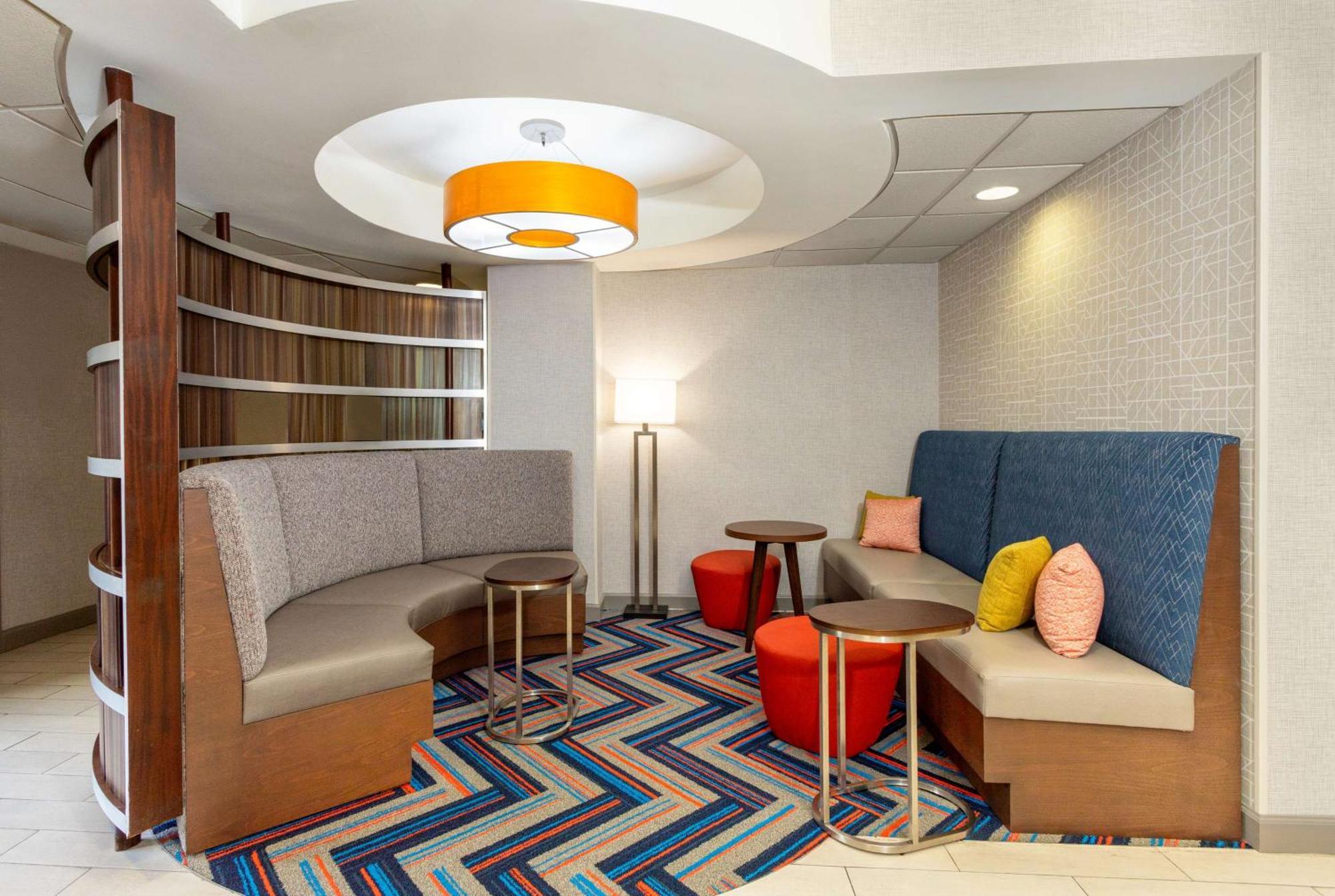 Hampton Inn Orlando-International Airport Exterior photo