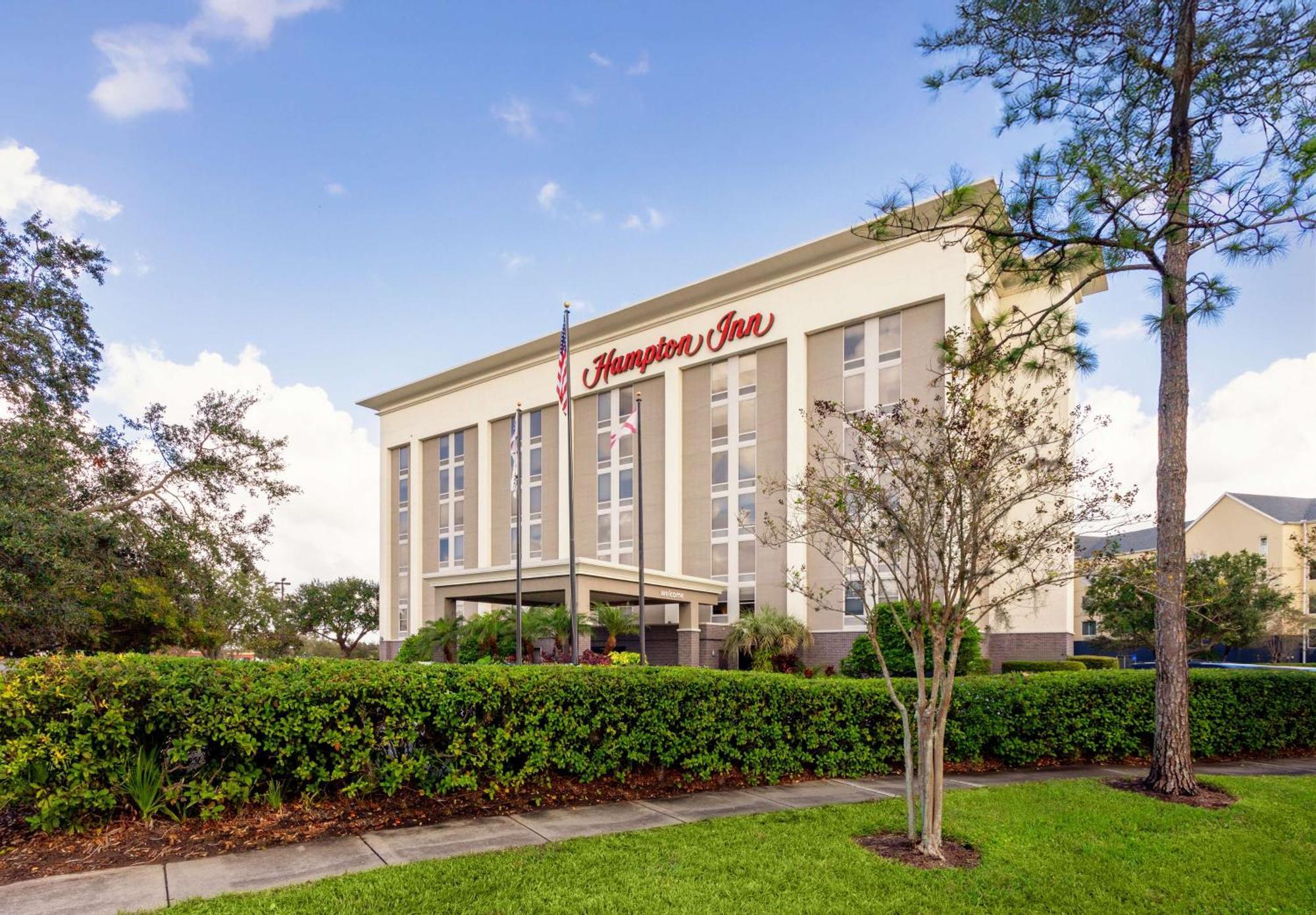 Hampton Inn Orlando-International Airport Exterior photo